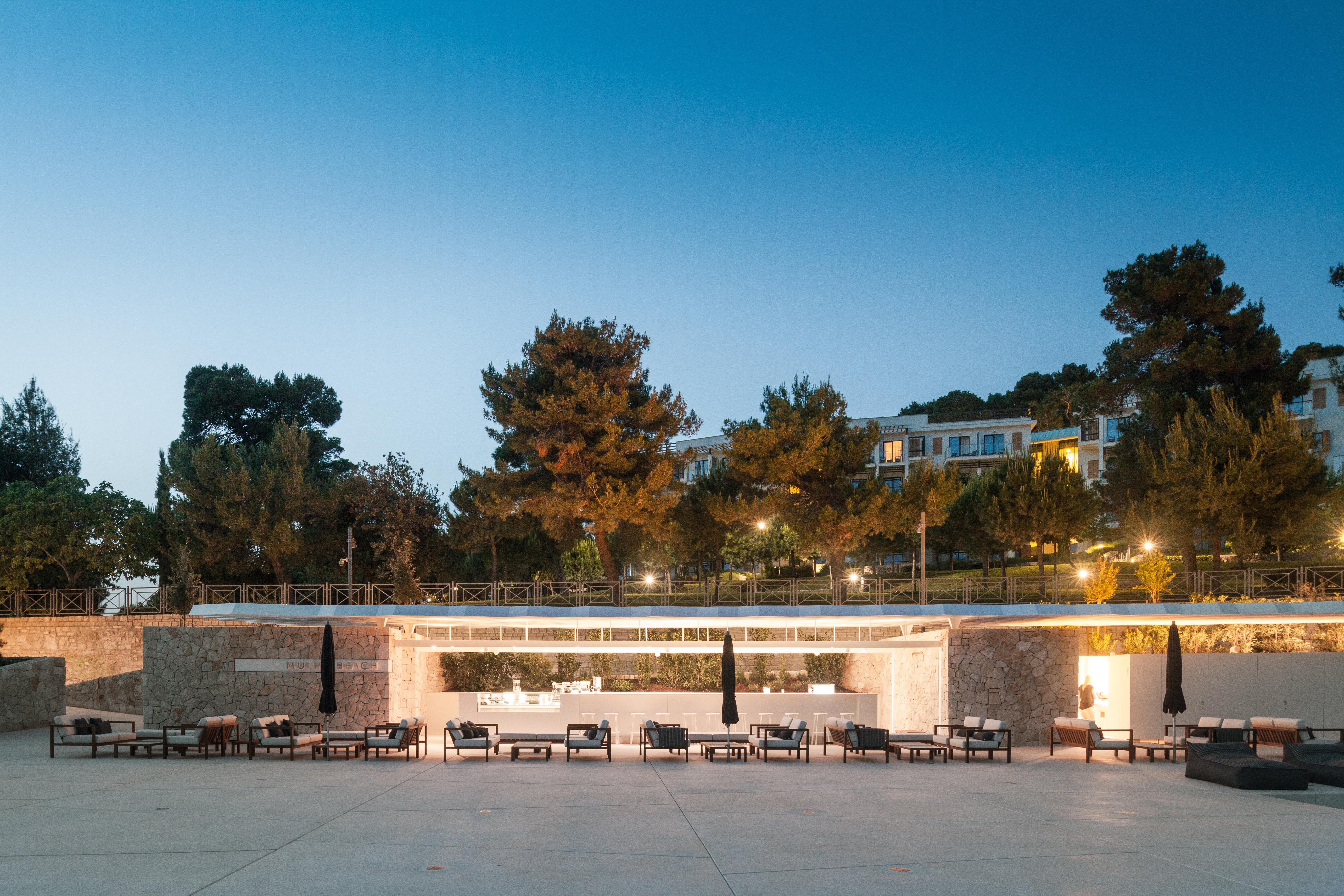 Lone Hotel By Maistra Collection Rovinj Exterior photo The restaurant at the hotel