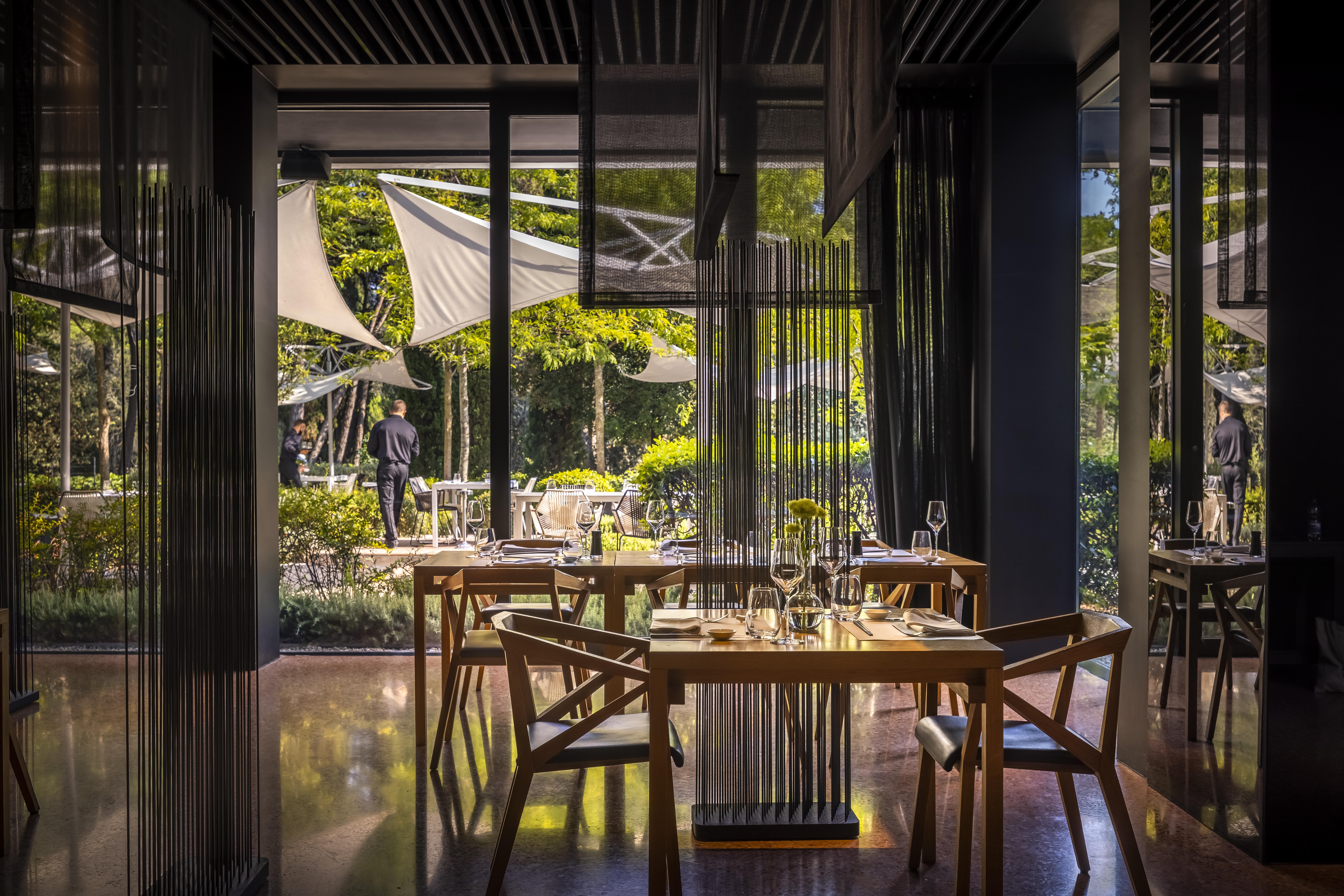 Lone Hotel By Maistra Collection Rovinj Exterior photo The interior of the restaurant